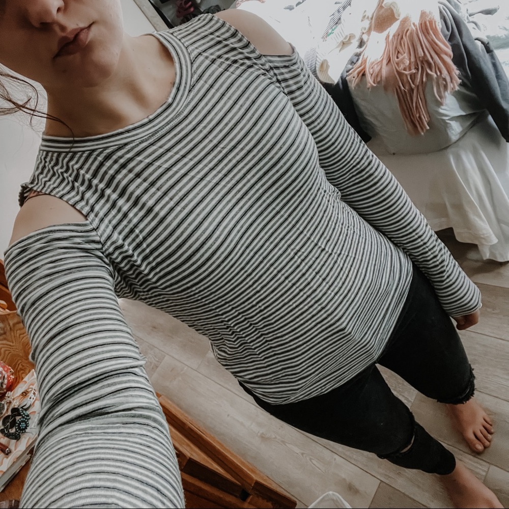 Open Cold shoulder stretchy striped long sleeve